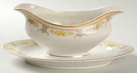 BWD717 Gravy Boat with Attached Underplate