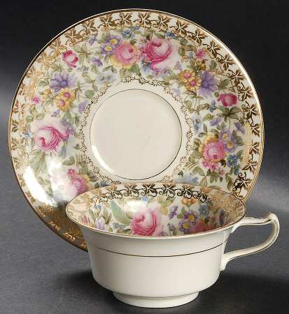 BAV434 Flat Cup & Saucer Set