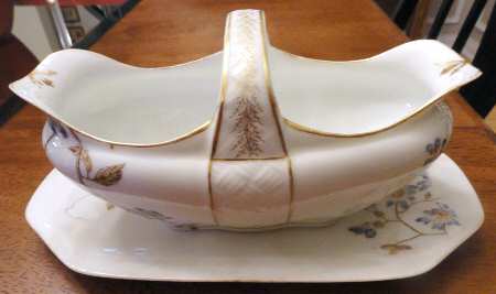 BWD726 Gravy Boat & Underplate