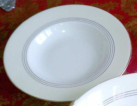 BWO9 Rim Soup Bowl