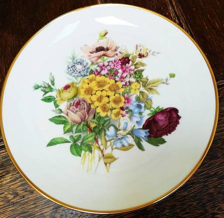 BYK2 Show Or Decorative Plate (Charger)