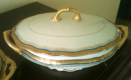 BWD743 Oval Covered Vegetable