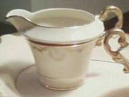 BWO10 Creamer