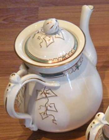8011 Teapot & Lid