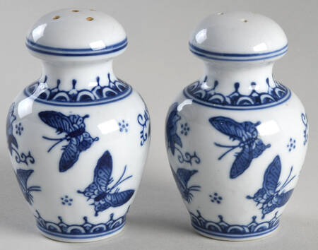 Asian Garden Salt & Pepper Set