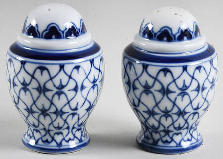 Asian Garden Salt & Pepper Set