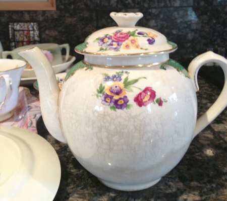 4532 Teapot & Lid