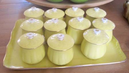 BER638 2 Pc Pot de Creme w/Lid & Base