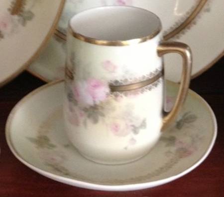 BAV481 Flat Cup & Saucer Set