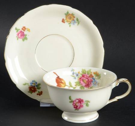 BLK172 Footed Cup & Saucer Set