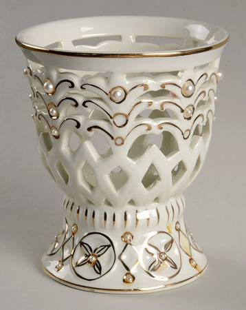 Ivory & Pearl Collection Votive Candleholder