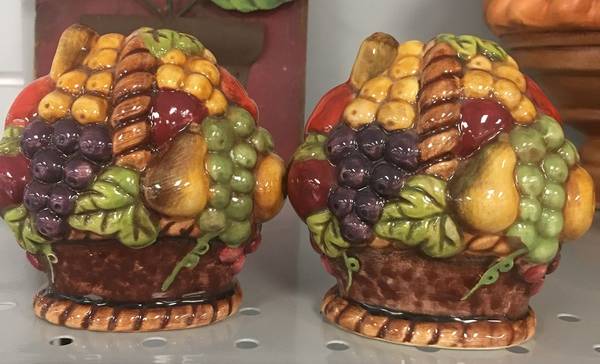 Mediterranean Fruit Bowl Figural Salt & Pepper Set