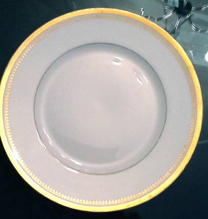 BER658 Dinner Plate