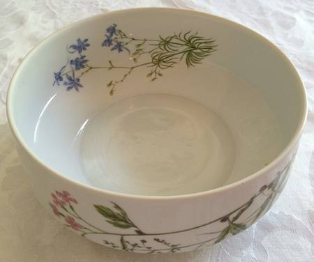 Alcee 7" Round Vegetable Bowl