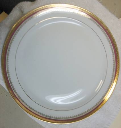 BER680 Dinner Plate