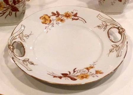 BWD847 Handled Cake Plate