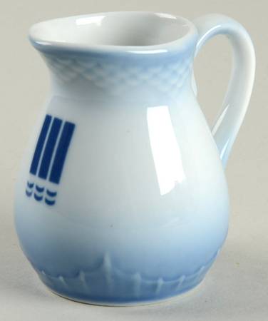 BIG107 Mini Creamer