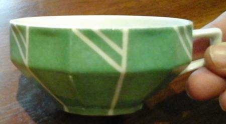 BER697 Flat Cup