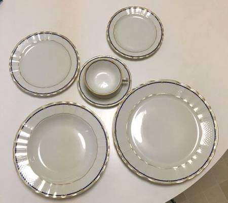 Saint Cloud Dinner Plate