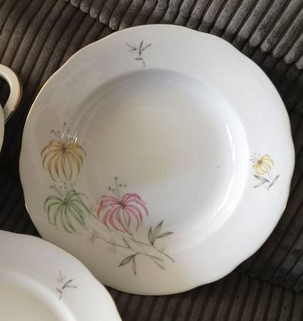 WIG1613 Rim Soup Bowl