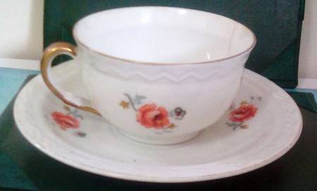 BEB85 Flat Cup & Saucer Set