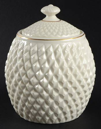 Diamond Biscuit Barrel & Lid