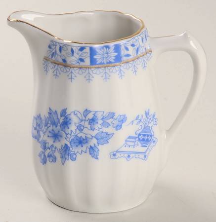 China Blau Creamer