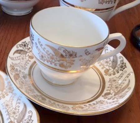 BYH10 Footed Cup & Saucer Set
