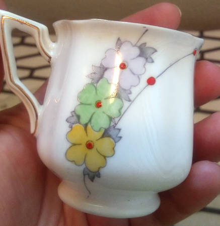 3303 Creamer