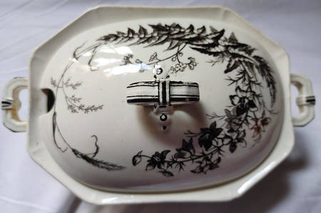 Field Flowers Black Octagonal Tureen & Lid