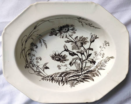 Field Flowers Black 9" Oval Vegetable Bowl
