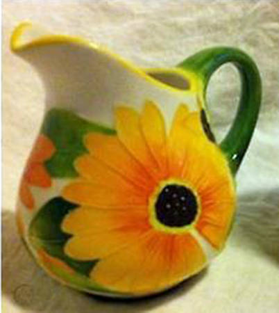 Gerber Daisy Creamer