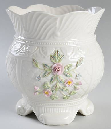 Limited Edition Giftware Armstrong Cachepot