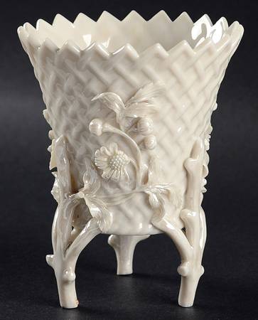 Vases 3'' Flowered Spill Vase