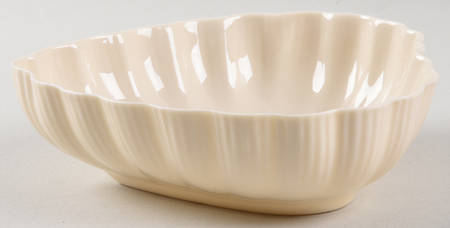 Leaf, Shell & Heart Shaped Plates 6'' Heart Shaped Bowl