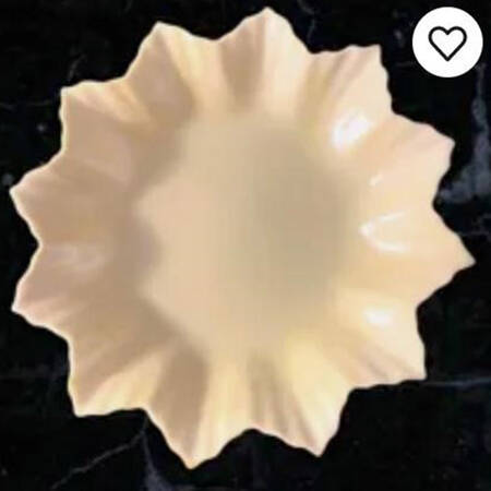Leaf, Shell & Heart Shaped Plates 8" Leaf Plate