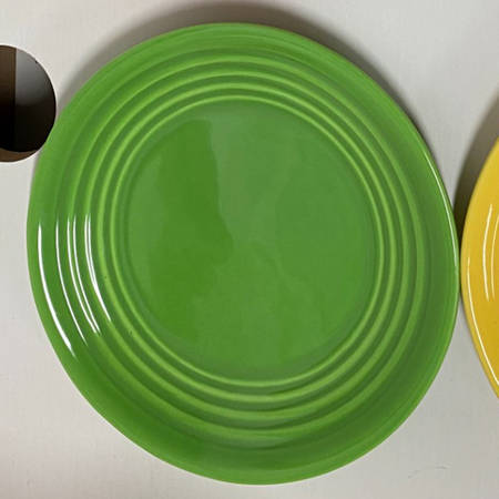Ring Parrot Green(New, Circa 2000) Salad Plate