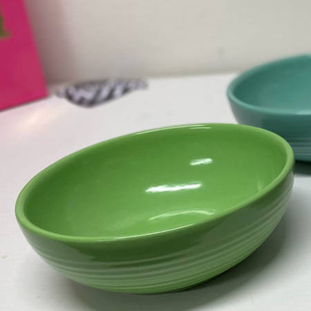 Ring Parrot Green(New, Circa 2000) Coupe Soup Bowl