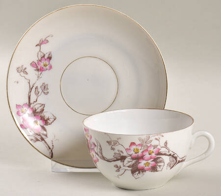 BBD13 Flat Cup & Saucer Set