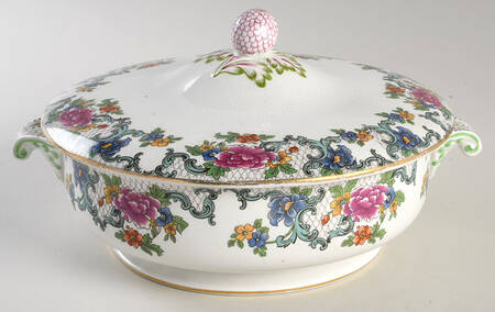 Floradora (Multi Scalloped) Round Covered Vegetable