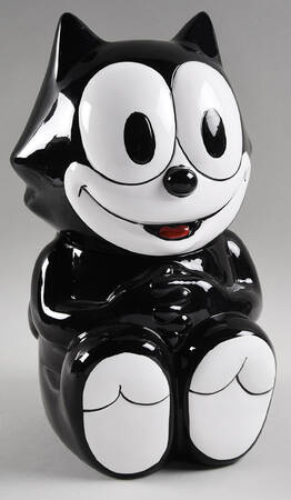 Cookie Jars Figural Cookie Jar & Lid