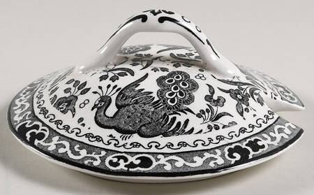 Chinese Peacock-Black Lid for Mini Tureen