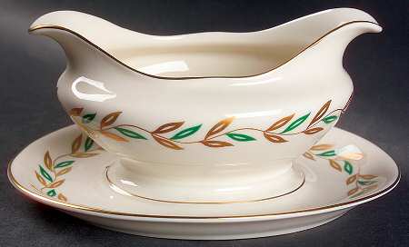 Alberta Gravy Boat with Attached Underplate