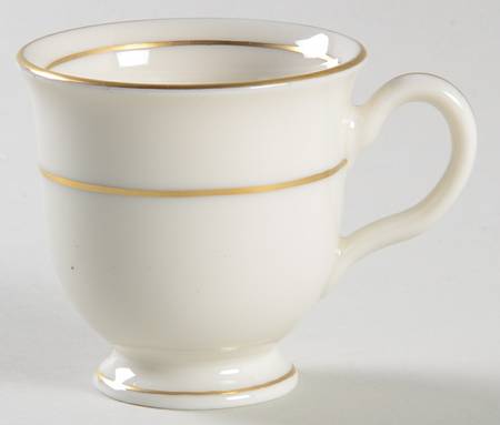Apollo Footed Demitasse Cup