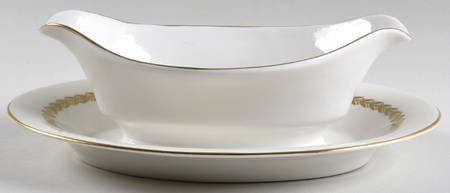 Aria Gravy Boat with Attached Underplate