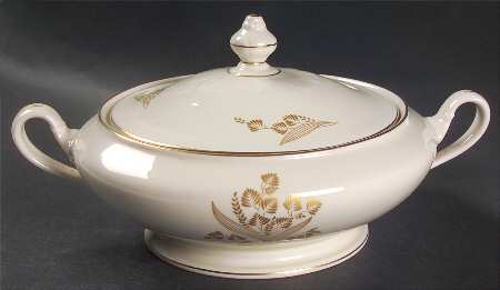 Autumn Lea Round Covered Vegetable