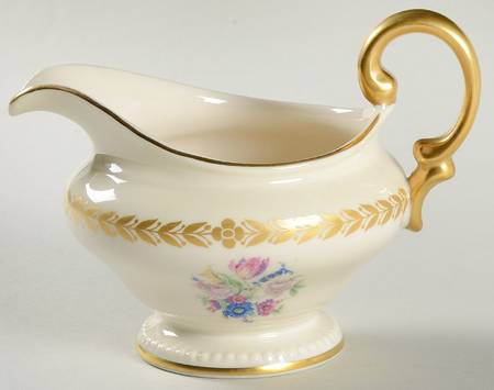 Bellwood Ivory Creamer