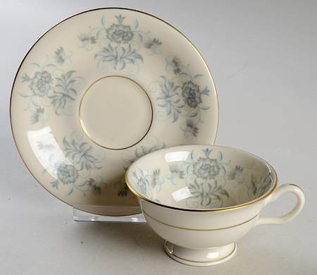 Caprice Footed Cup & Saucer Set