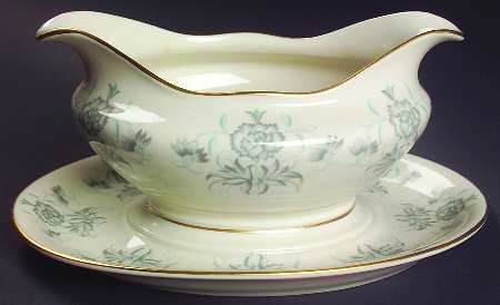 Caprice Gravy Boat with Attached Underplate