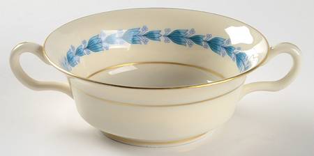 Classic Footed Cream Soup Bowl